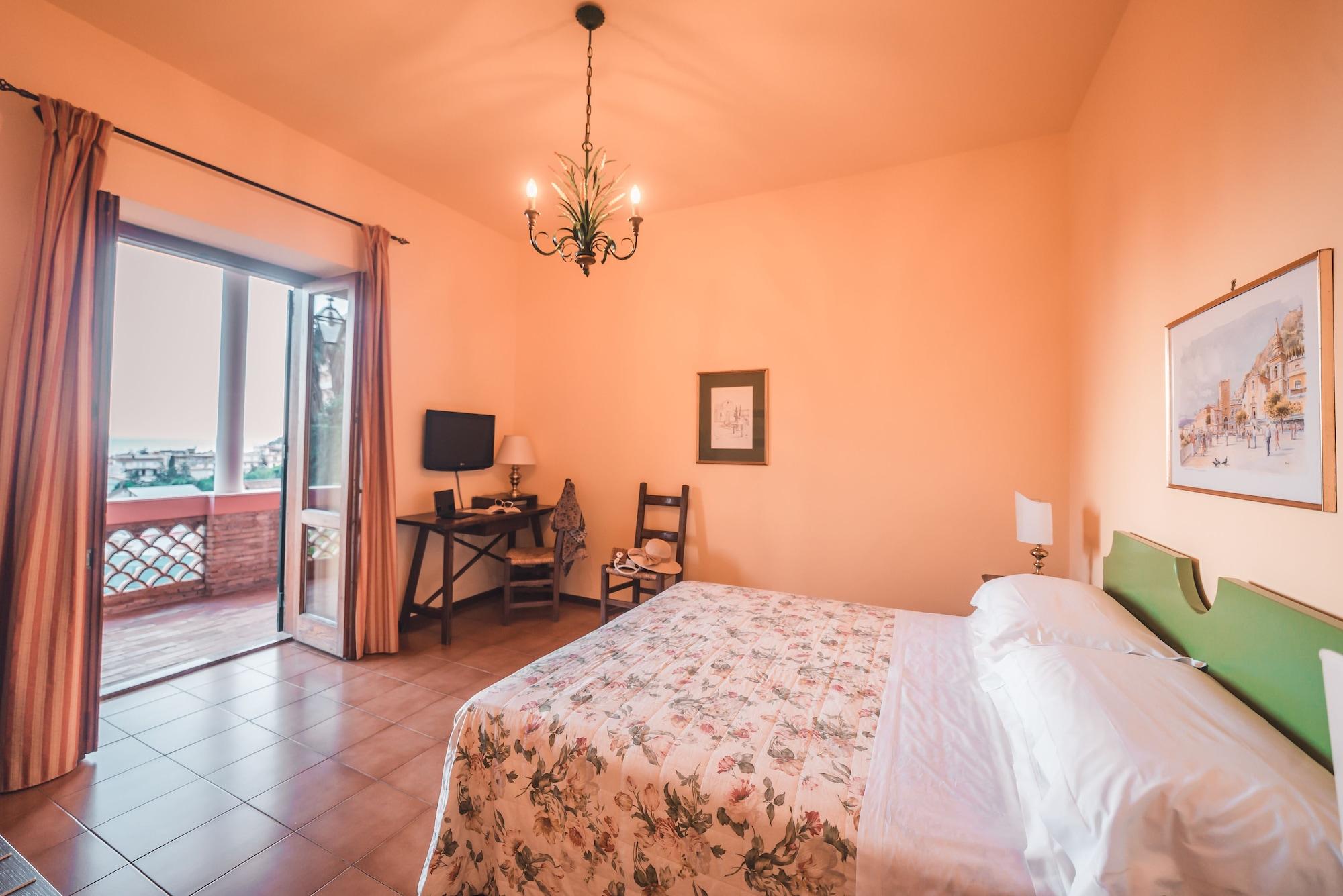 Hotel Sirina